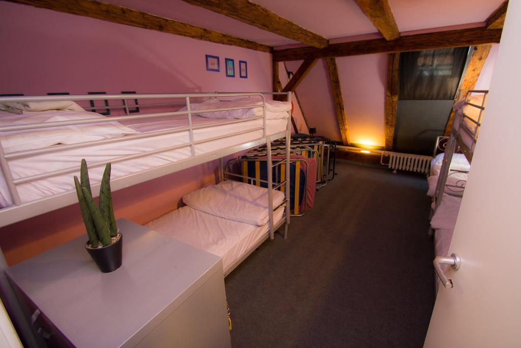 Hostel Tufna Osijek Bagian luar foto